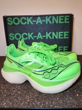 Saucony Endorphin Elite Running Shoes Womens Size 6.5